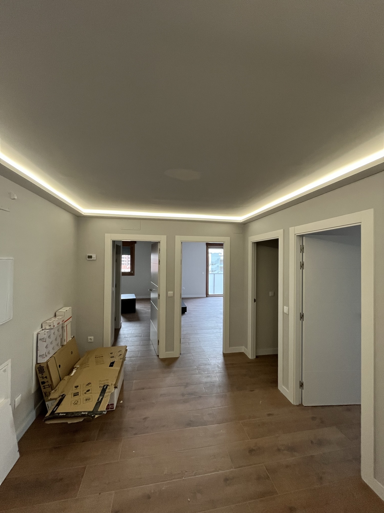 Detalle de mobiliario de diseño en reforma de hogar